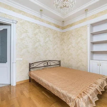 Apartment Gefest 2-bedrooms With Terrace